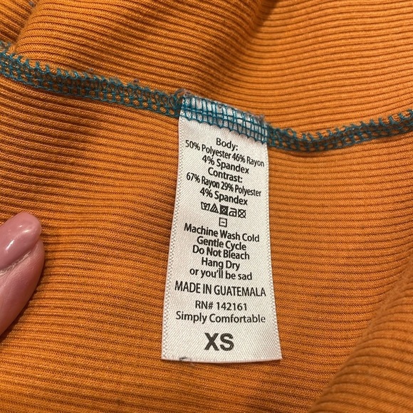 LuLaRoe XS color block ribbed shirt.  Orange with blue and red sleeves - Picture 8 of 9